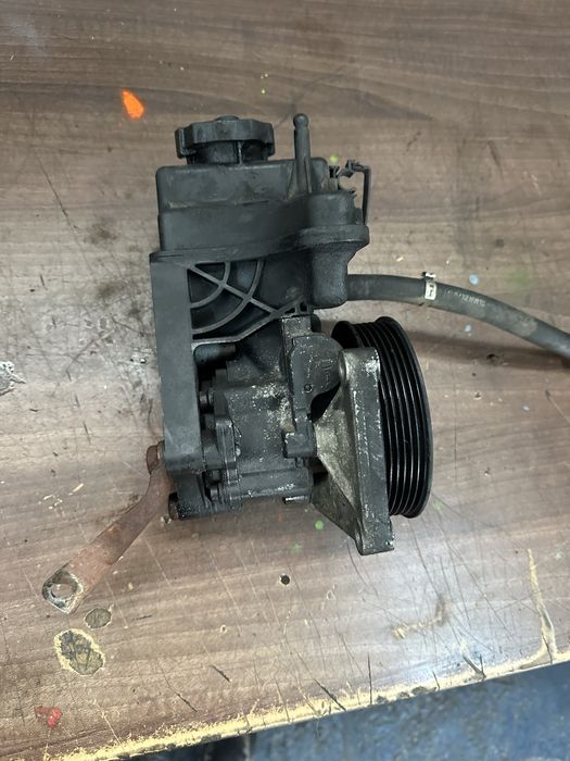 Pompa servodirectie mercedes w212 glk c207 w204 vito 2.2 cdi euro 5