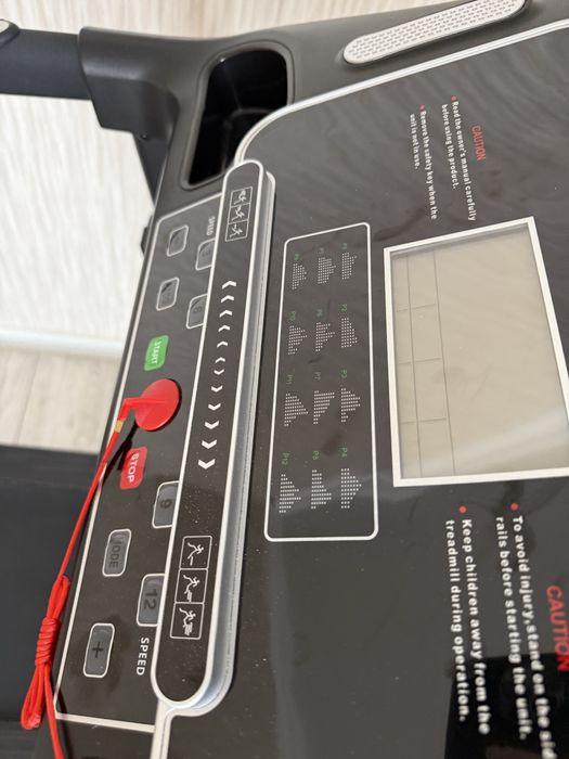 Беговая дорожка новая в отличном состоянии!