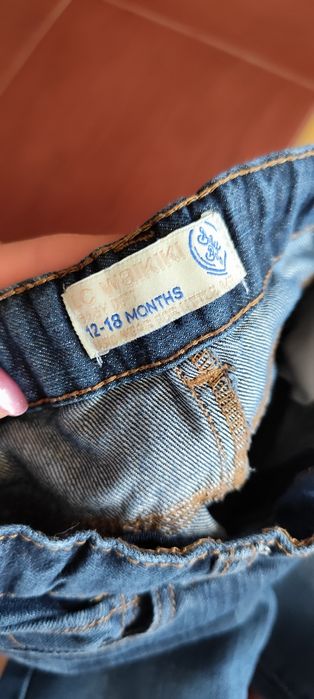 Продам рубашку и джинсы на мальчика