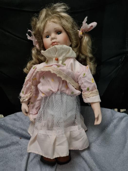 Кукла очень очень красивая