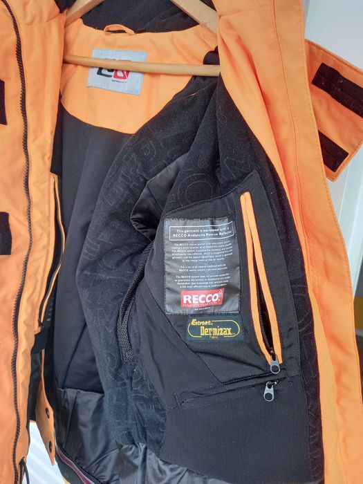 Geaca/costum ski, pt. fete/femei, 36-38 (S/M), impermeabilă(20000)