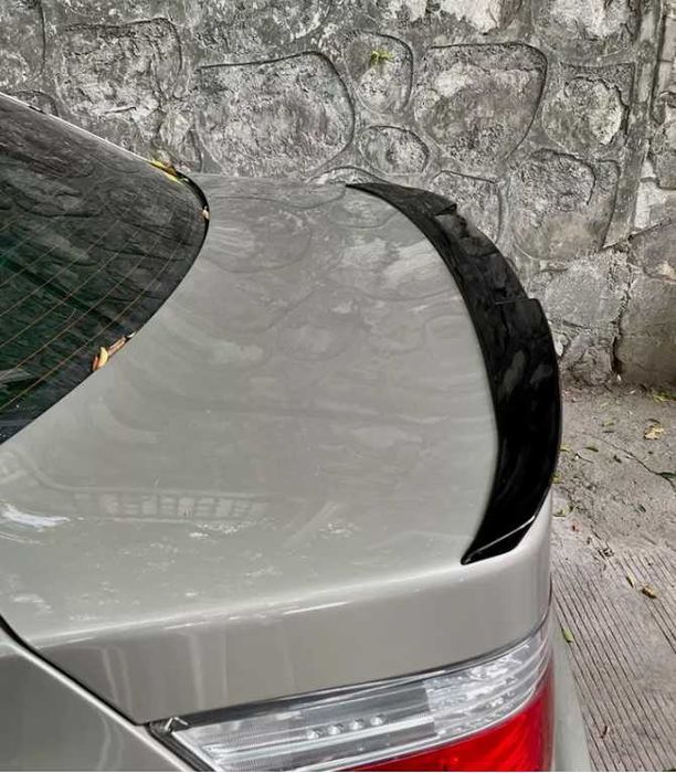 Eleron BMW E60 M4 Style ABS vopsit negru lucios