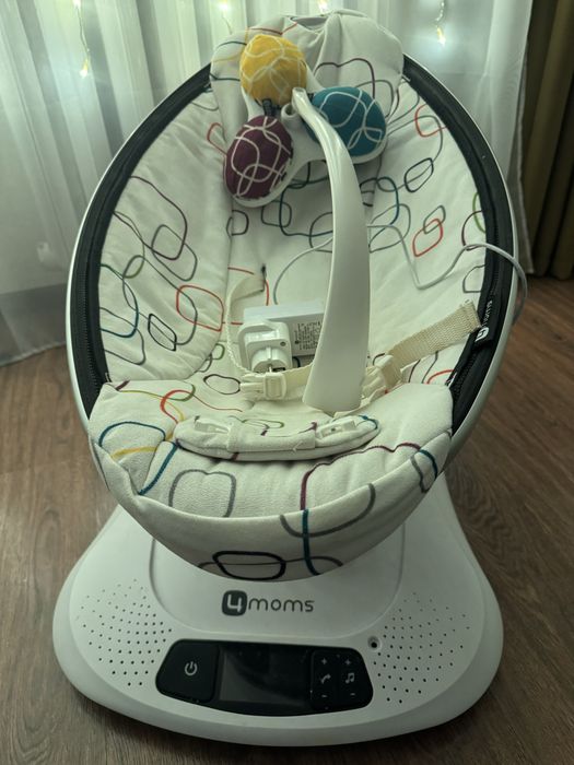 Продаю электрический шезлонг 4moms