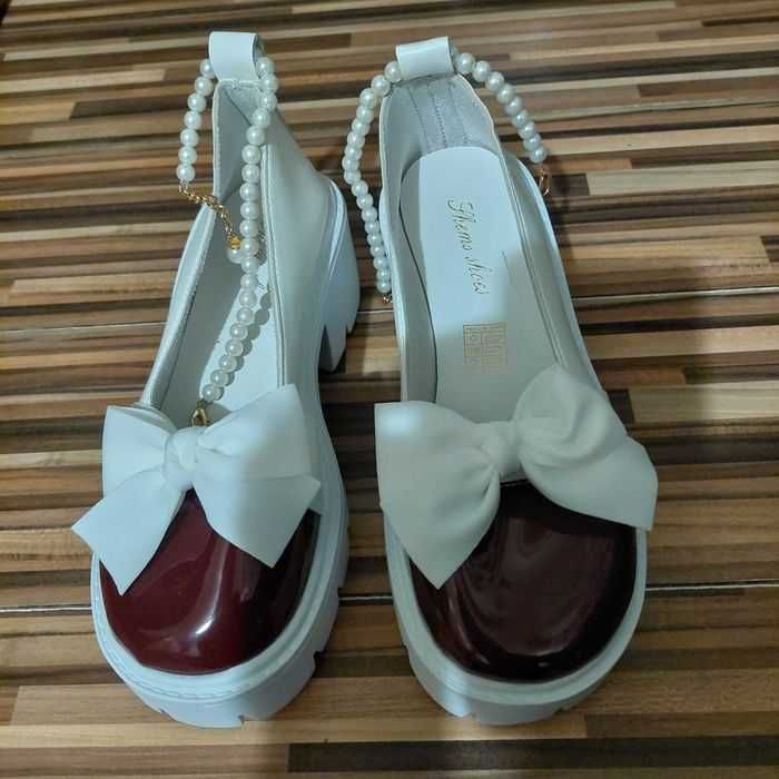 Pantofi trandy talpă înaltă Mary Jane