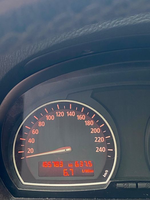 BMW X3 2.0D. 2007,165 783.