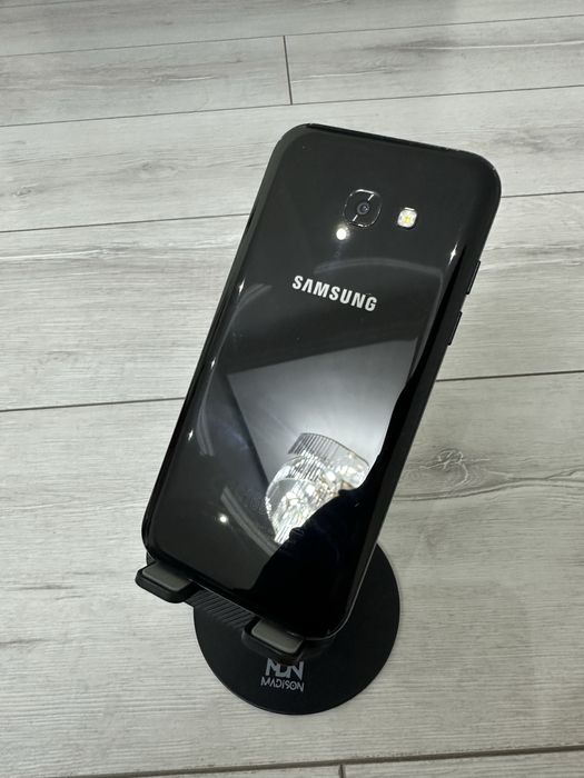 Продам Samsung А5 Самсунг