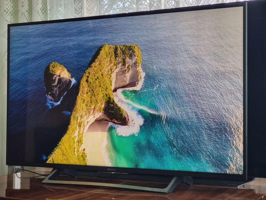 SMART Телевизор / Sony 49"- 4K , HDR10 , Dolby Audio