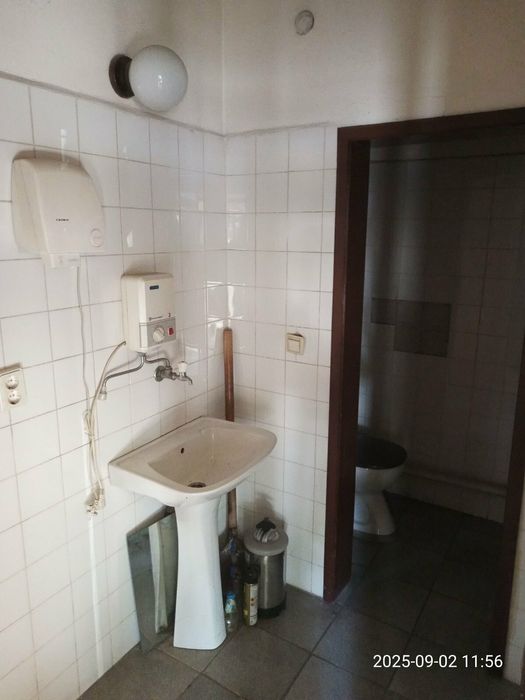 Дава се под наем Магазин в Русе, Ялта - 33 кв.м за 259.08 € - Снимка #4