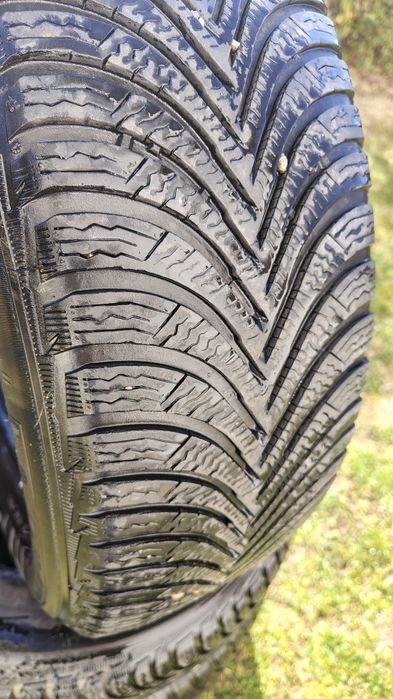 Cauciucuri iarnă  205/60/R16