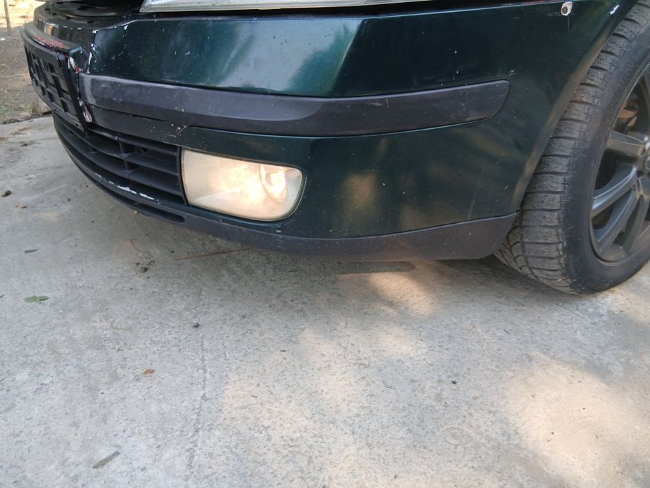 Bara față cu grile si proiectoare skoda octavia 2(2007) cod culoare LC6N