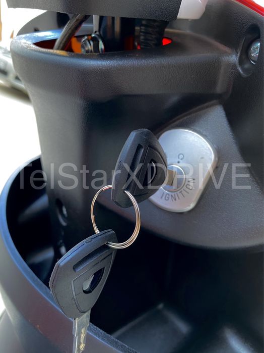 Двуместна електрическа триколка TS-400 LUXOR 2000W 60V 20AH НОВ МОДЕЛ