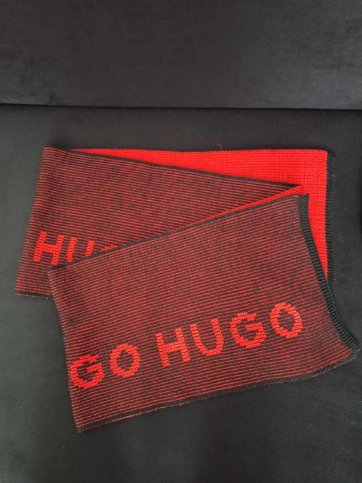 Hugo Boss мъжки шал