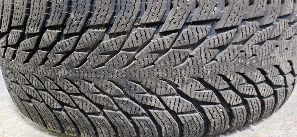 Срочно ! Продам Шины 17/265/65
