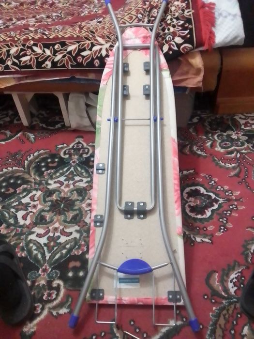 Гладильная доска.сушилка.утюги.