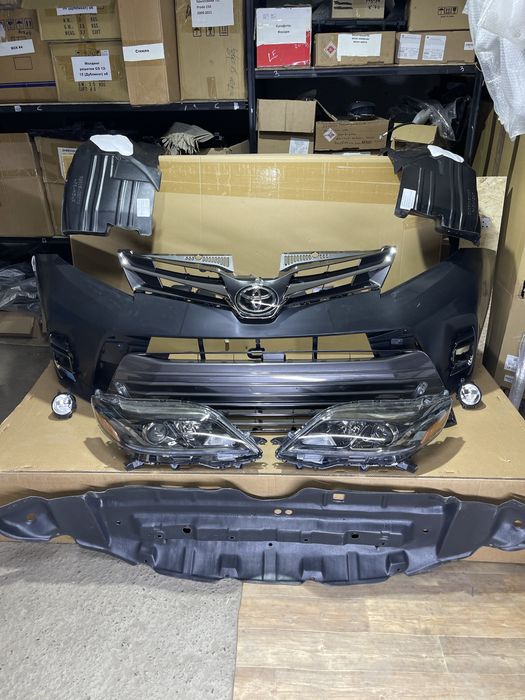 Бампер передний Toyota Sienna Сиенна