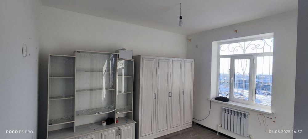 Parkent tumanida koʻp qavatli uy