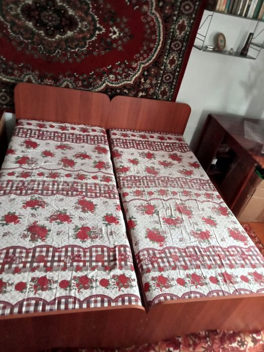 Продам кровать 2×90