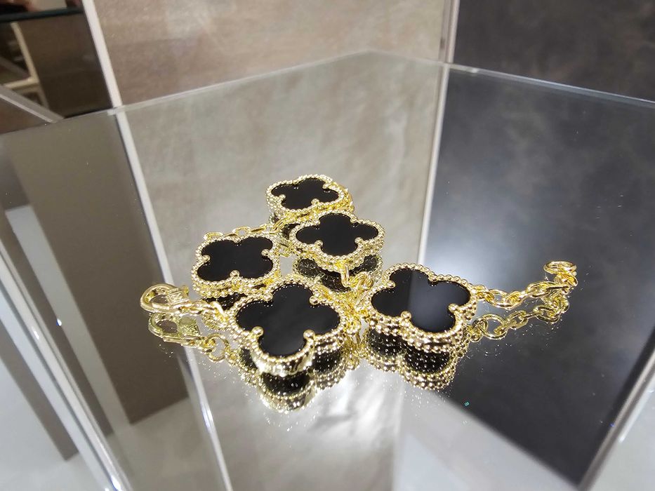 Van Cleef & Arpels VCA Black Onyx 5 Motifs Alhambra Дамска Гривна