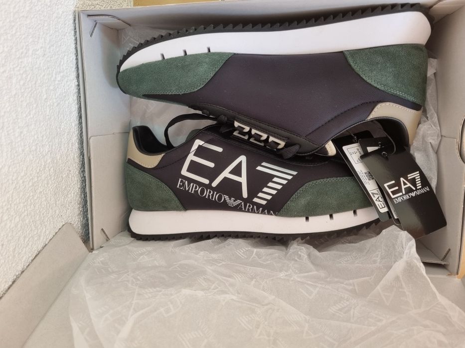 EA7 Emporio Armani
UNISEX - Sneakers low - black/cilantro/roasted cashew/fog/silver-coloured