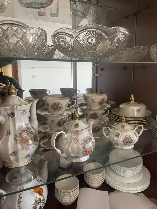 Посуда « Мадонна 1983 года »