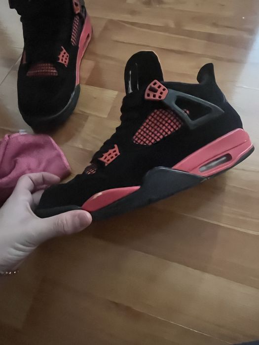 Jordan 4 red thunder