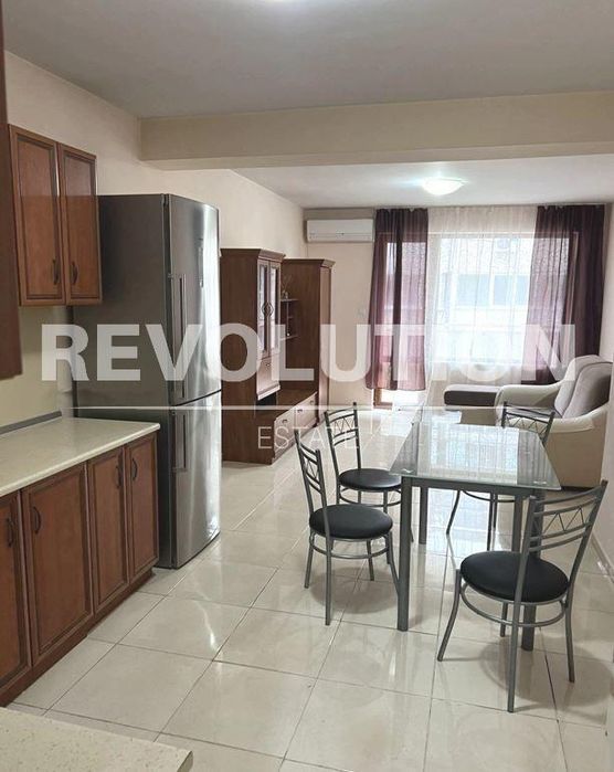 Дава се под наем Двустаен апартамент в Варна, ХЕИ - 75 кв.м за 448.8 € - Снимка #1