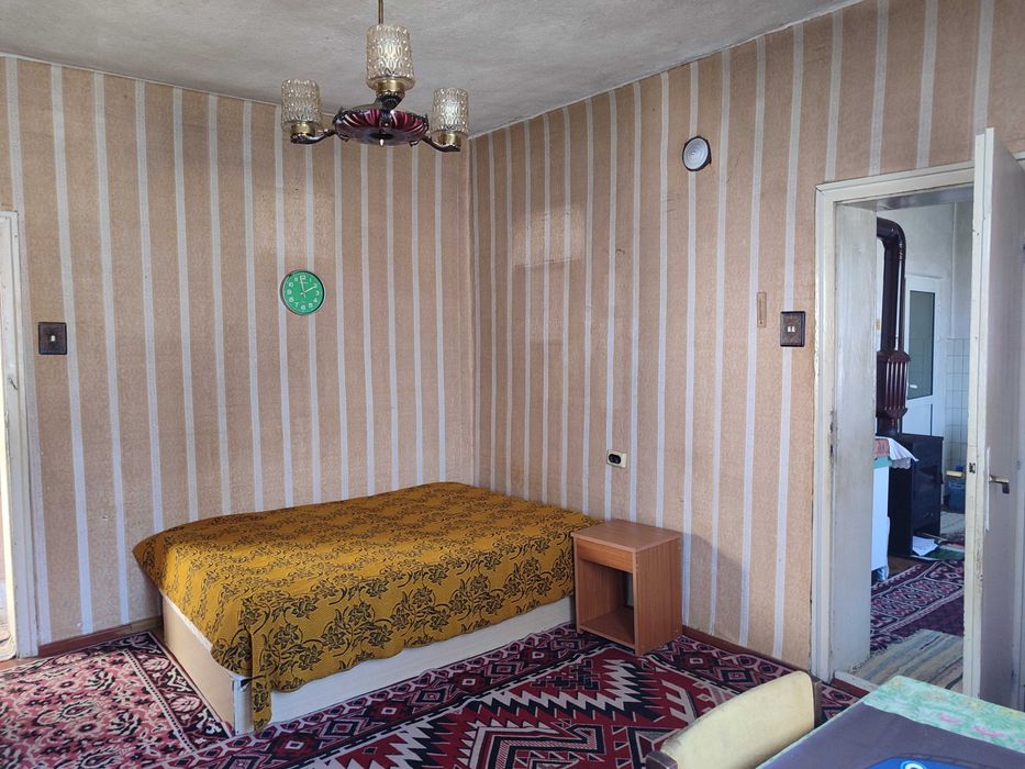 Голяма къща в Сенокос