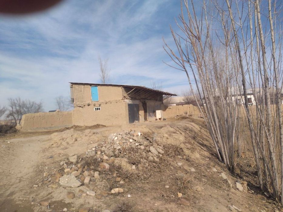 Ховли сотилади Хатирчида