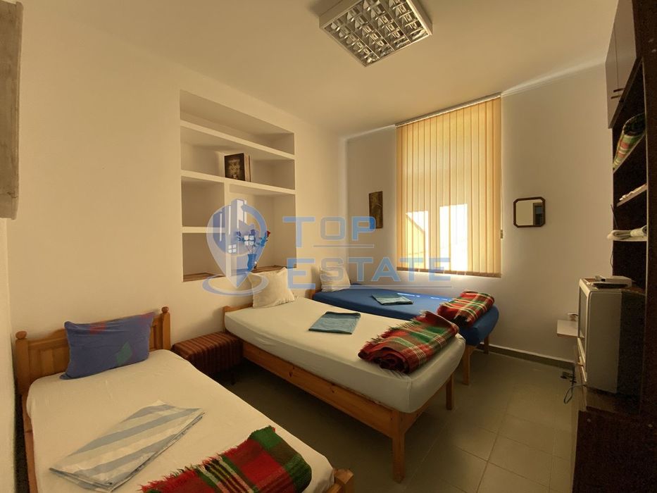 Продава се Къща в Елена - 280 кв.м за 565 €/кв.м - Снимка #1