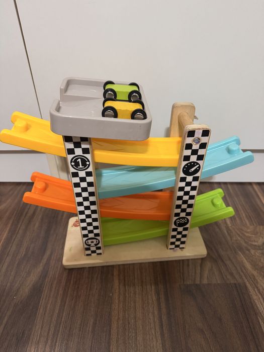 Продам много игрушек