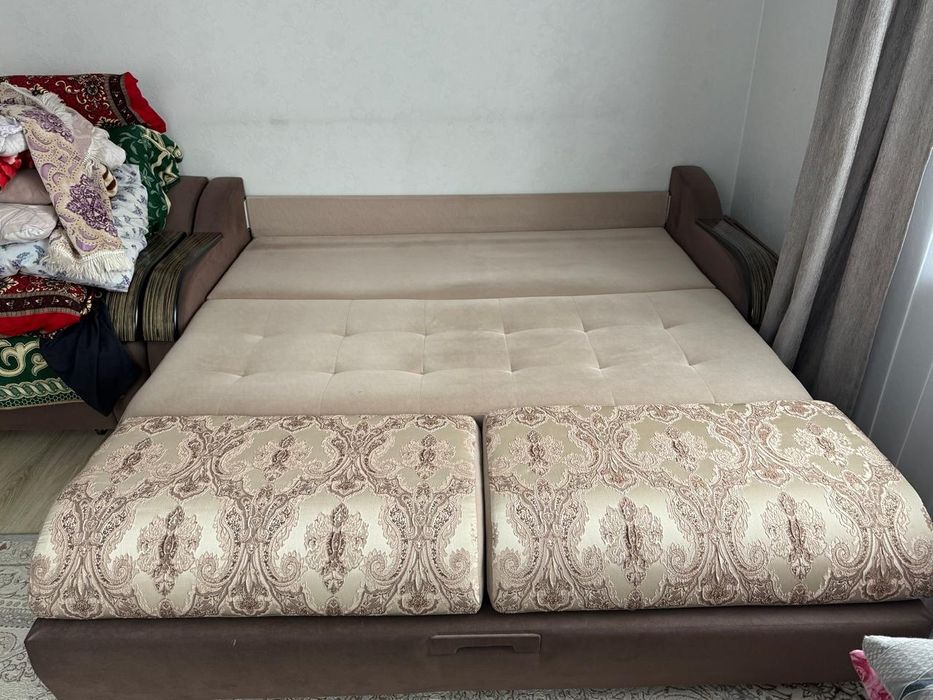 Гостинный  диван