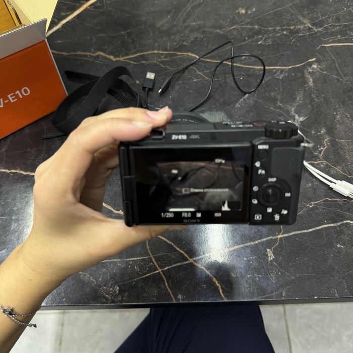 Camera Sony zv-10