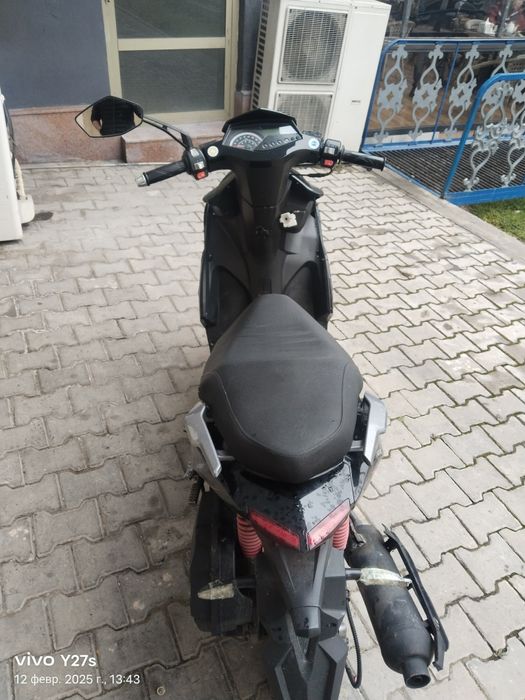 Skuter benzinli  xolati yaxshi mejigari bor