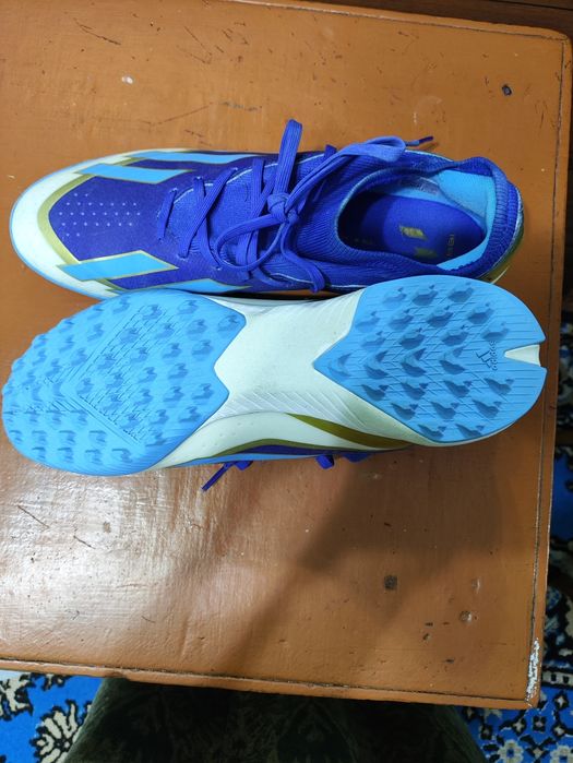 Бутсы сороконожки оригинал Adidas