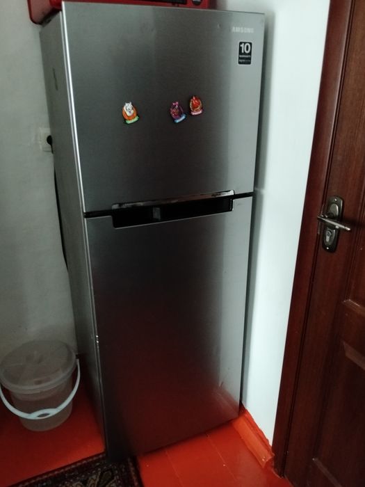 Холодильник рабочий