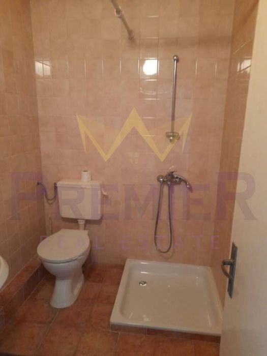 Продава се Многостаен апартамент в Варна, Аспарухово - 108 кв.м за 1574 €/кв.м - Снимка #11