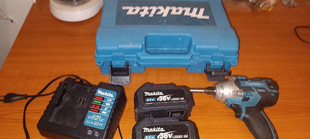 Makita replica autofiletantă impact