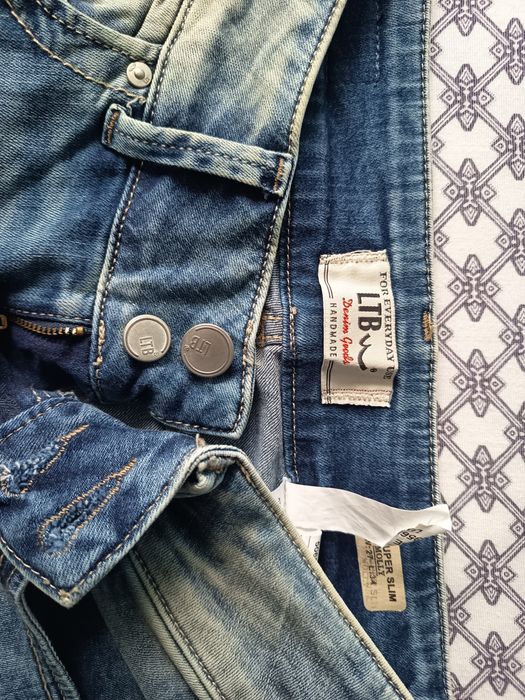 Дамски дънки N 26-27