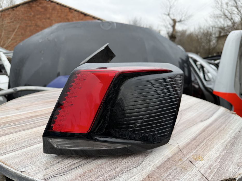 Стоп Peugeot 3008