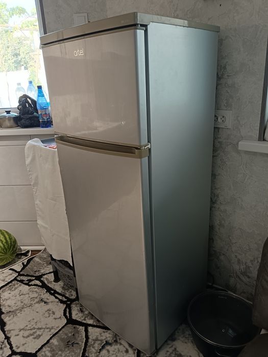 Артел холодильник сотилади