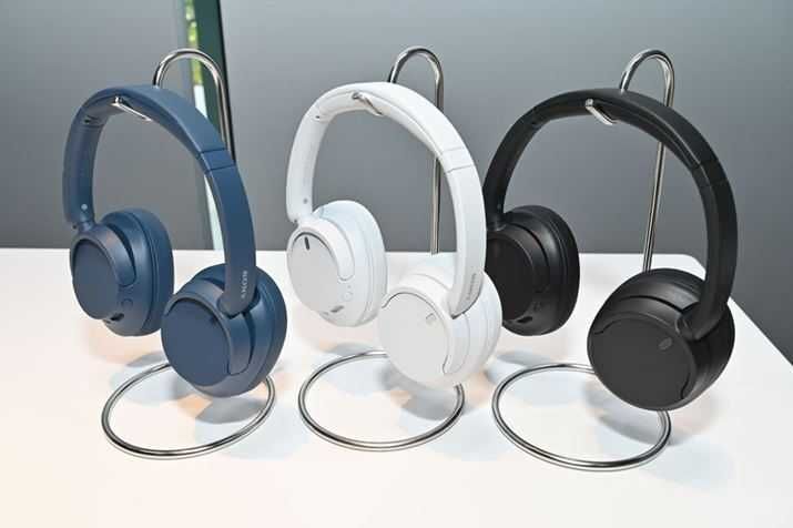 Беспроводные наушники - Sony WH-CH720N