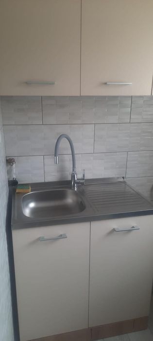Închiriez garsoniera !!!  tel.0745828297