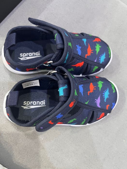Детски маратонки Adidas ! Детски сандали Sprandi!