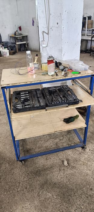 Гаражное оборудование , подъёмник