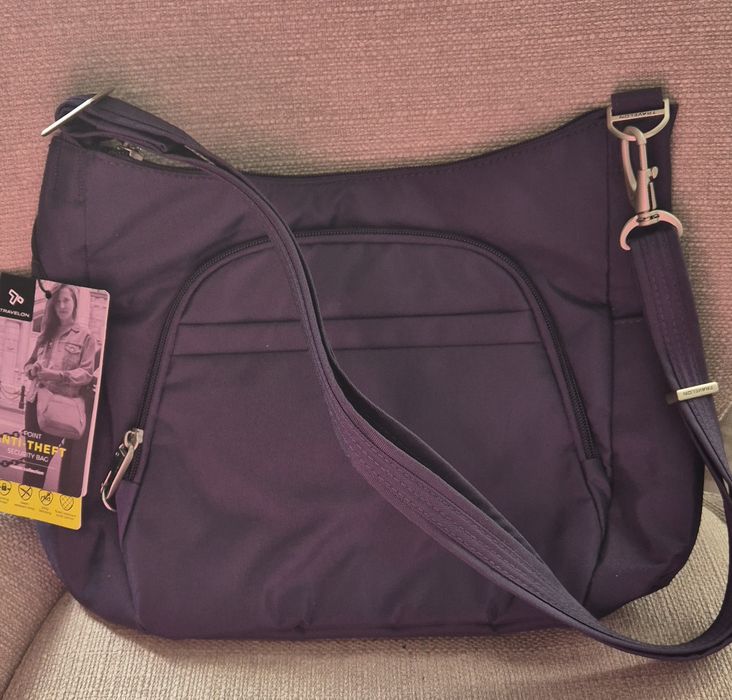 Geanta Travelon noua