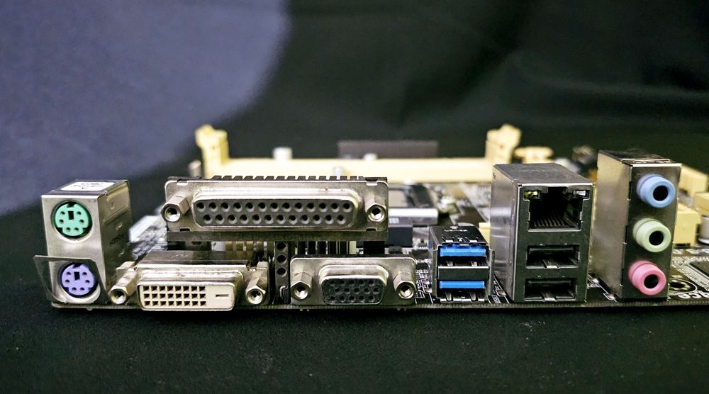 Placa baza Asus H81M D socket 1150