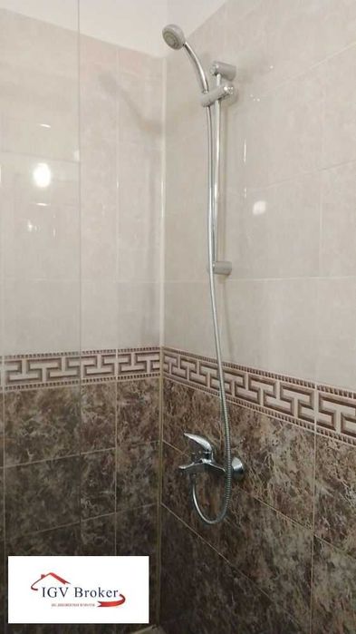 Двустае апартамент в кв Банишора