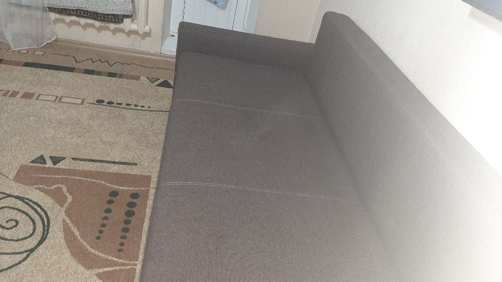 Продам  Диван хороший