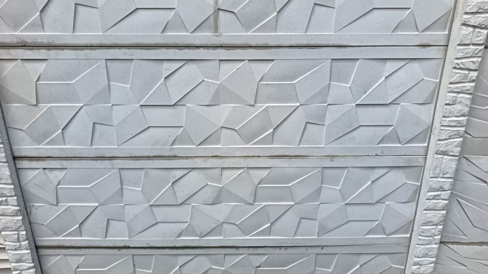 Placi de beton pt gard