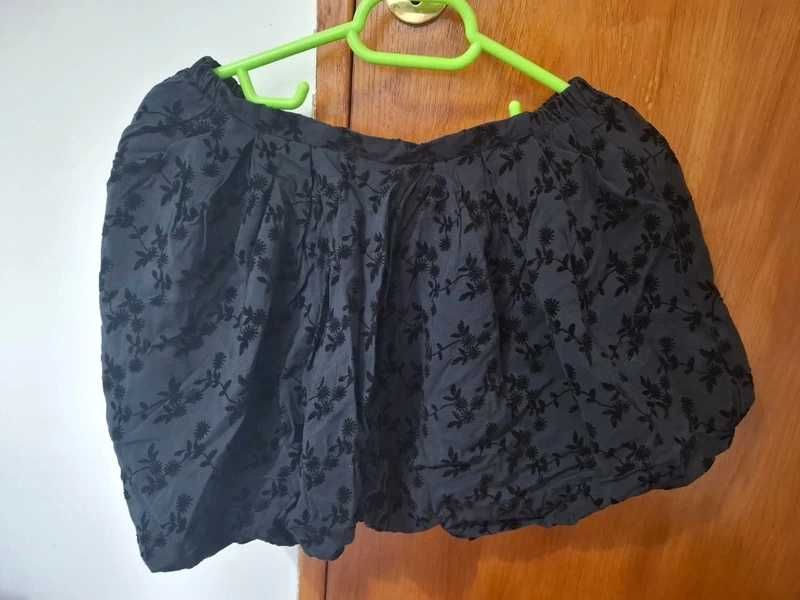 Fusta XS noua, Reserved